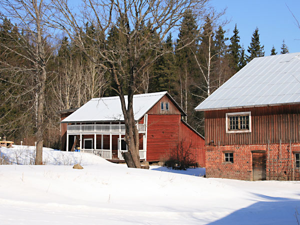 Alimattilan piharakennus